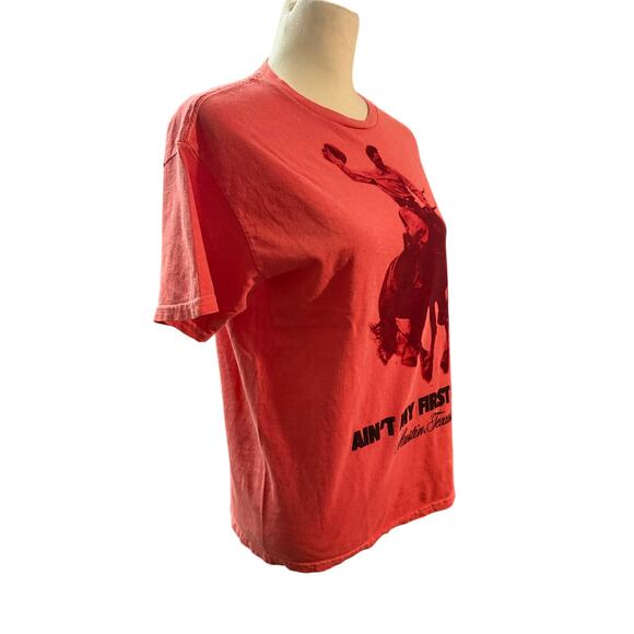 Urban Outfitters Ain’t my First Rodeo Austin, TX Tee Size Large - Picture 3 of 4